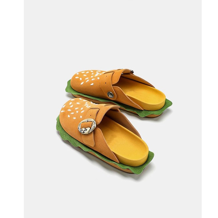 Toe-covered mules with hamburger pattern