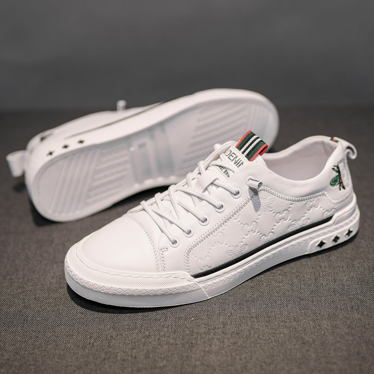 Men's Printed Low-Top Sneakers