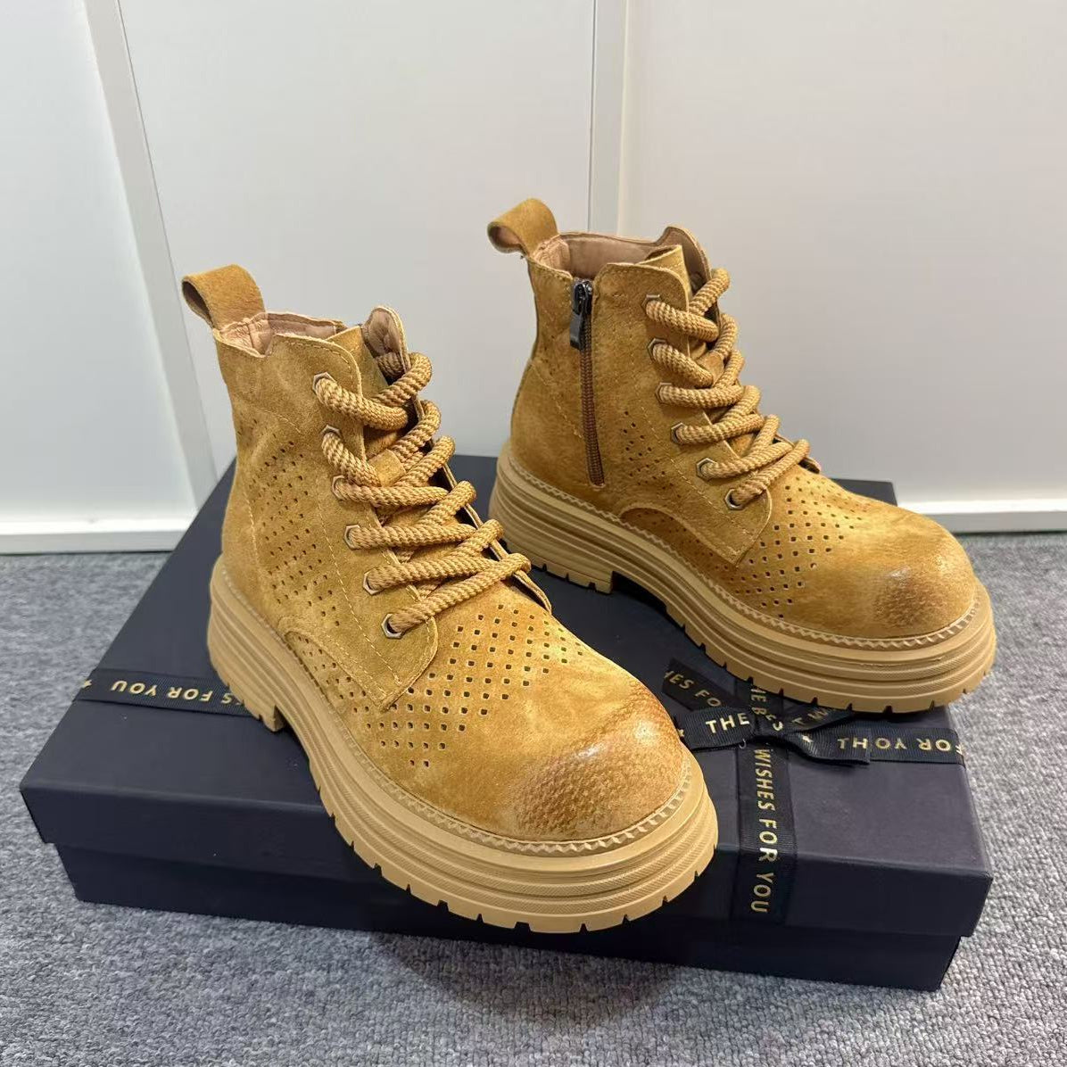 Men's Breathable Fashion Biker Martin Boots