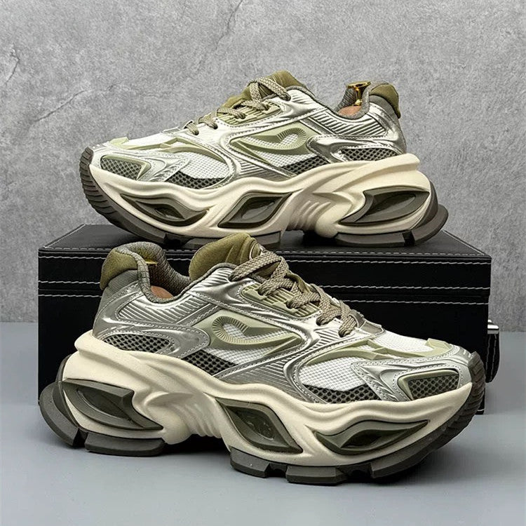 Men’s Mesh Trendy Thick-Sole Shoes with Silver Stream Accents