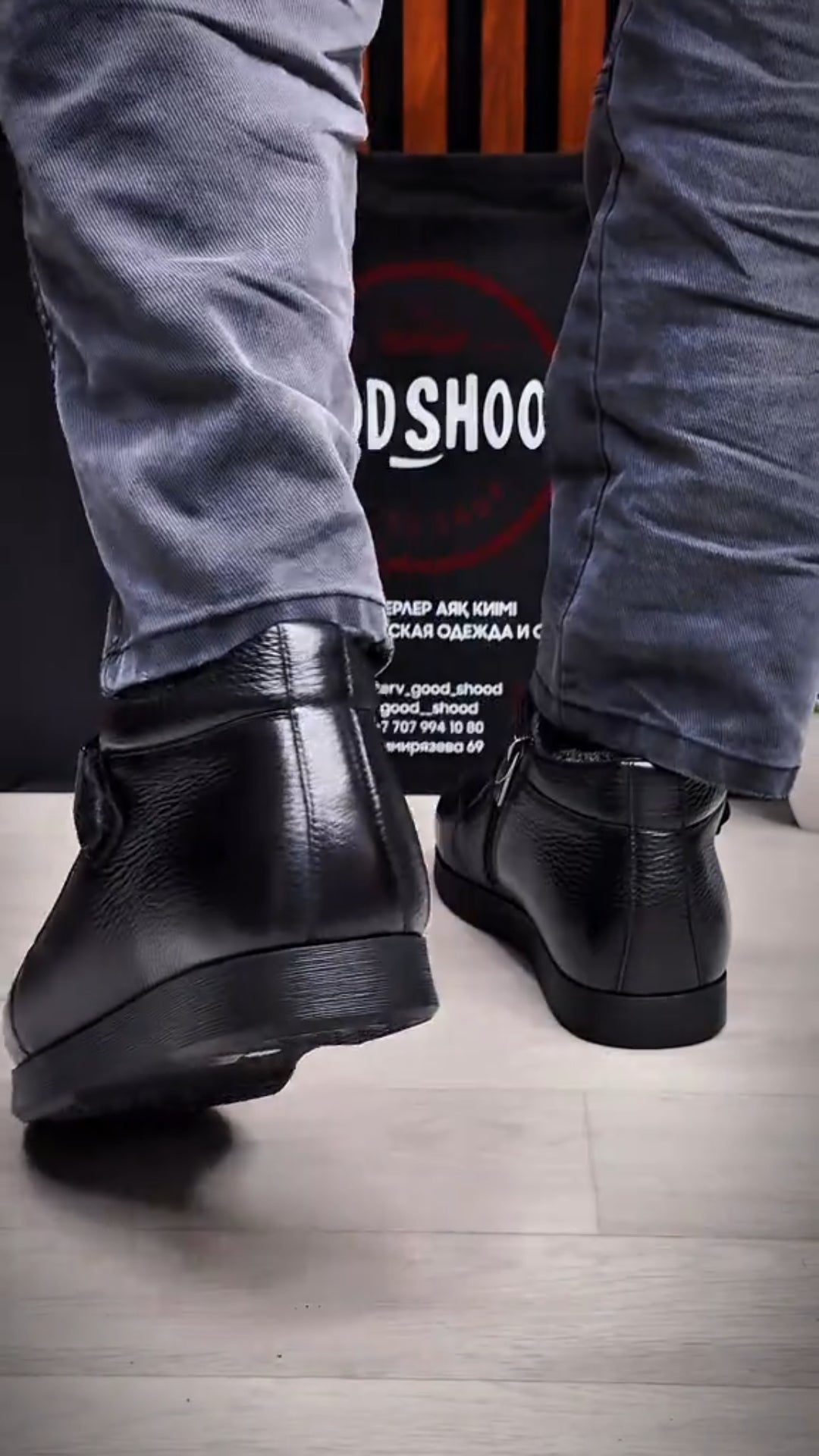 Men's Mid-Top Zipper Genuine Leather Casual Shoes