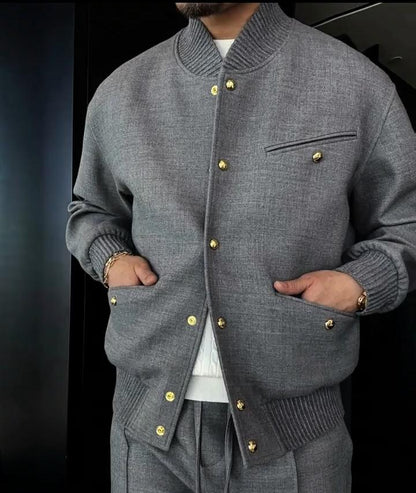 Men's Textured Knit Set with Metal Buckles