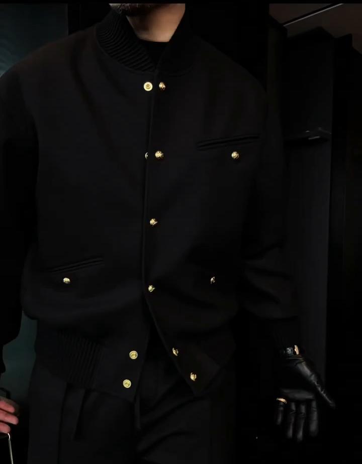 Men's Textured Knit Set with Metal Buckles