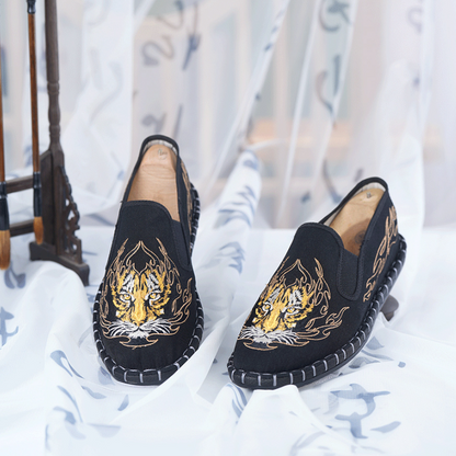 Men's High-Quality Embroidered Cloth Shoes
