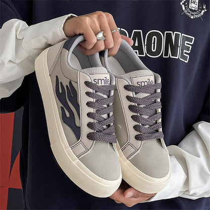 Men's growth canvas shoes