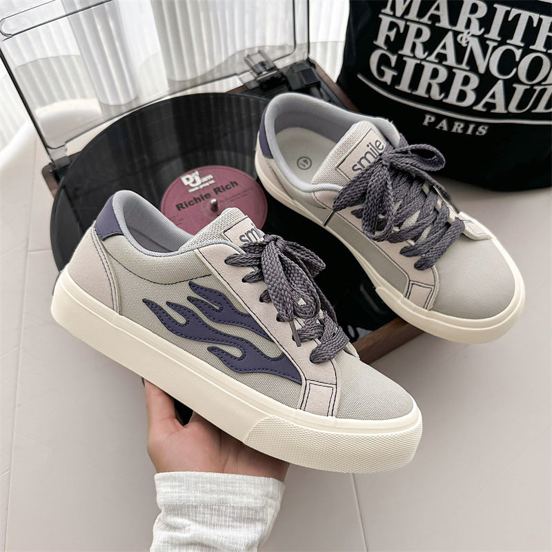 Men's growth canvas shoes