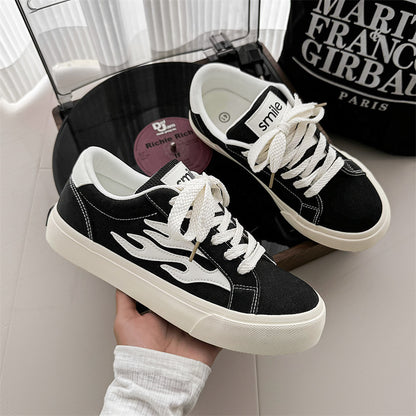 Men's growth canvas shoes