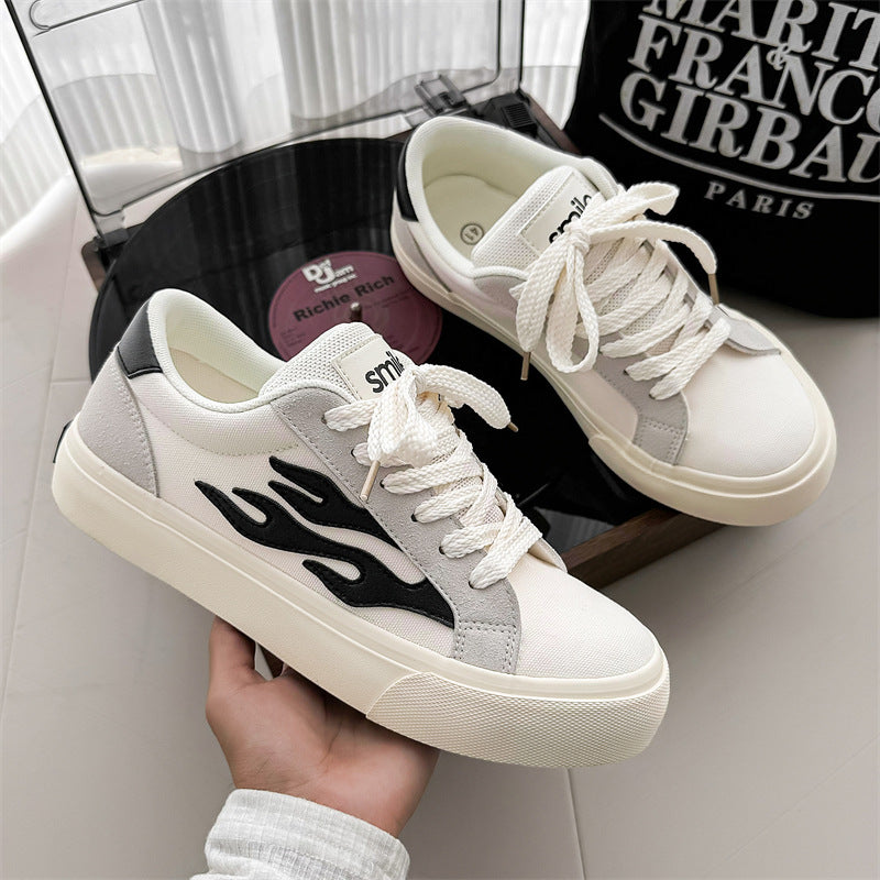 Men's growth canvas shoes