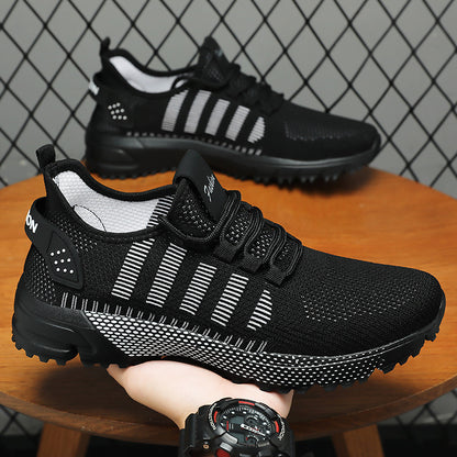 Men's flyknit running shoes with soft soles