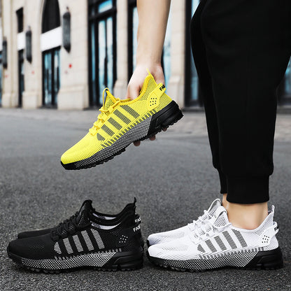 Men's flyknit running shoes with soft soles