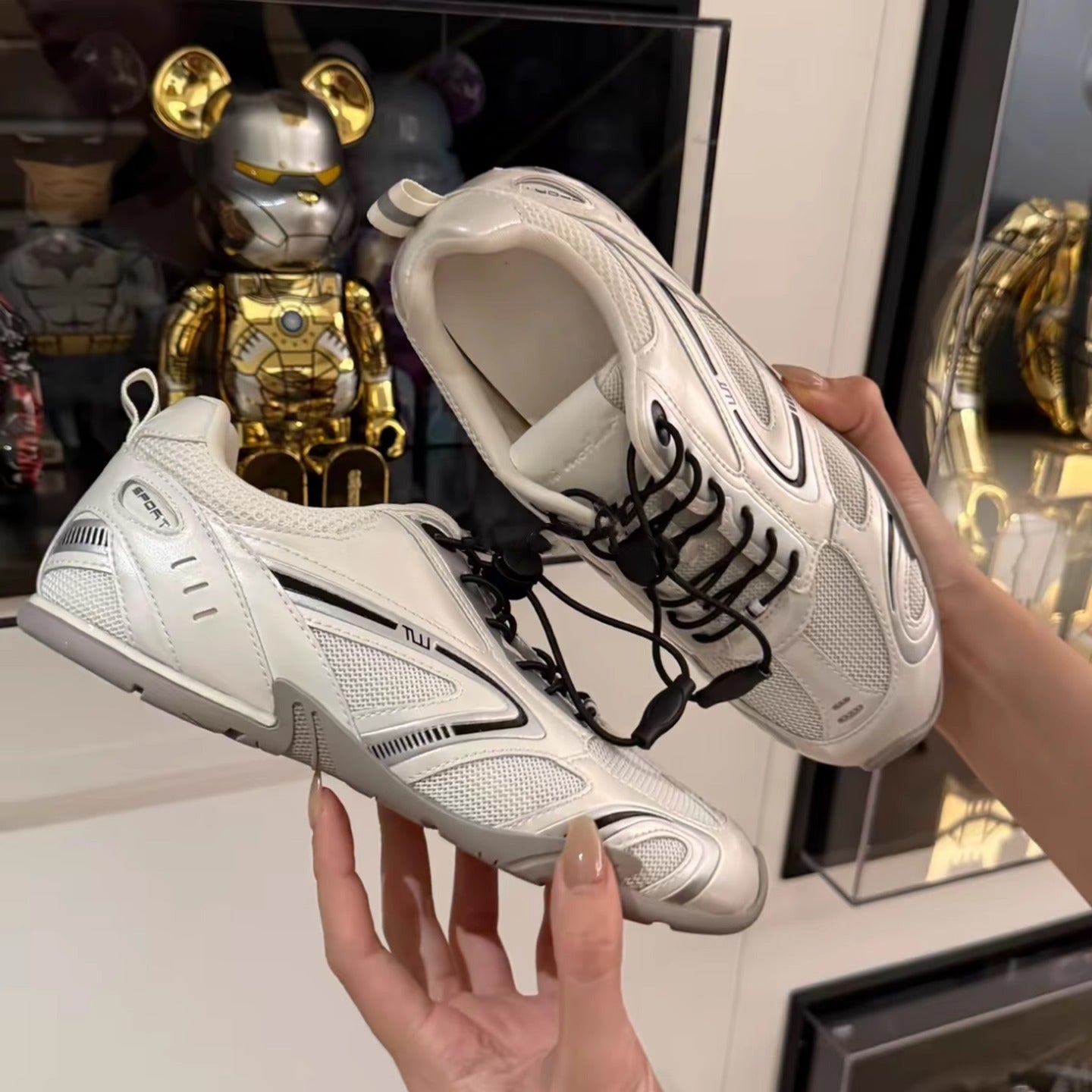 Mesh retro German training shoes