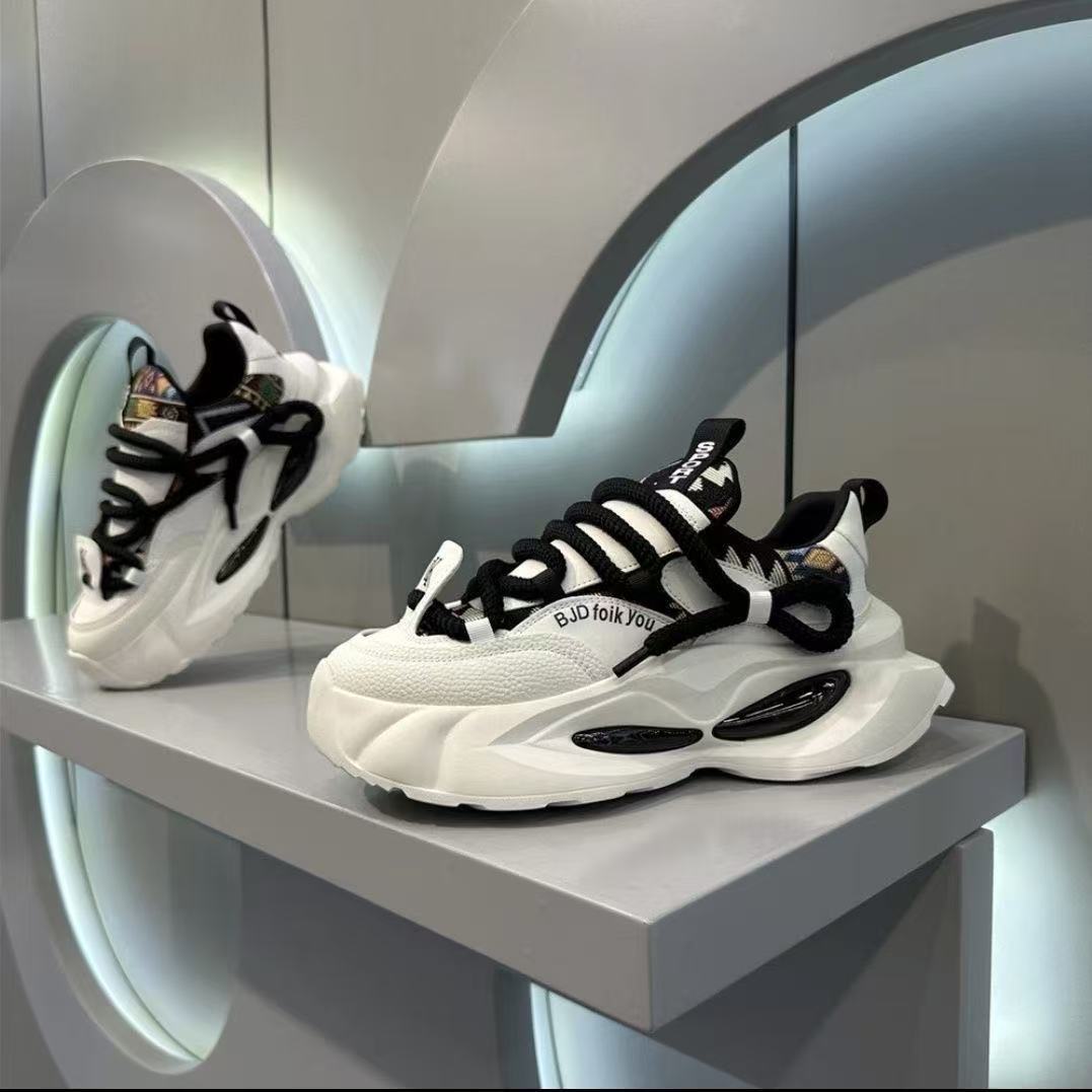 Platform panelled sneakers