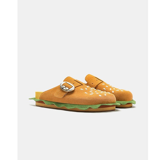 Toe-covered mules with hamburger pattern