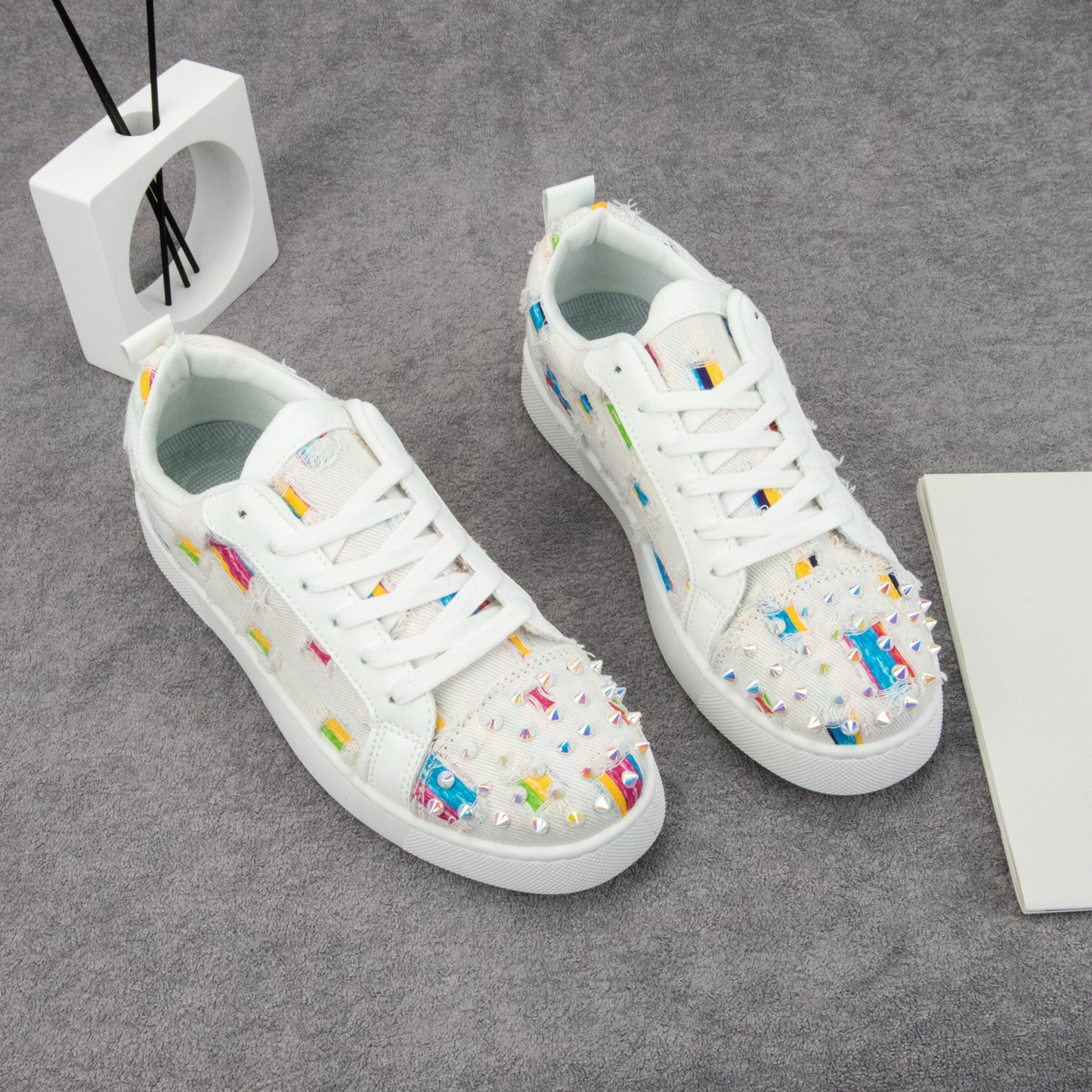 Men's Breathable Rivet Canvas Shoes