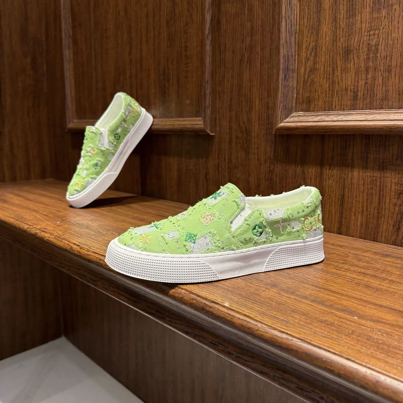 Men's Distressed Embroidered Casual Canvas Shoes