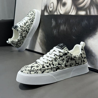 Men's Black and White Printed Comfortable Canvas Shoes