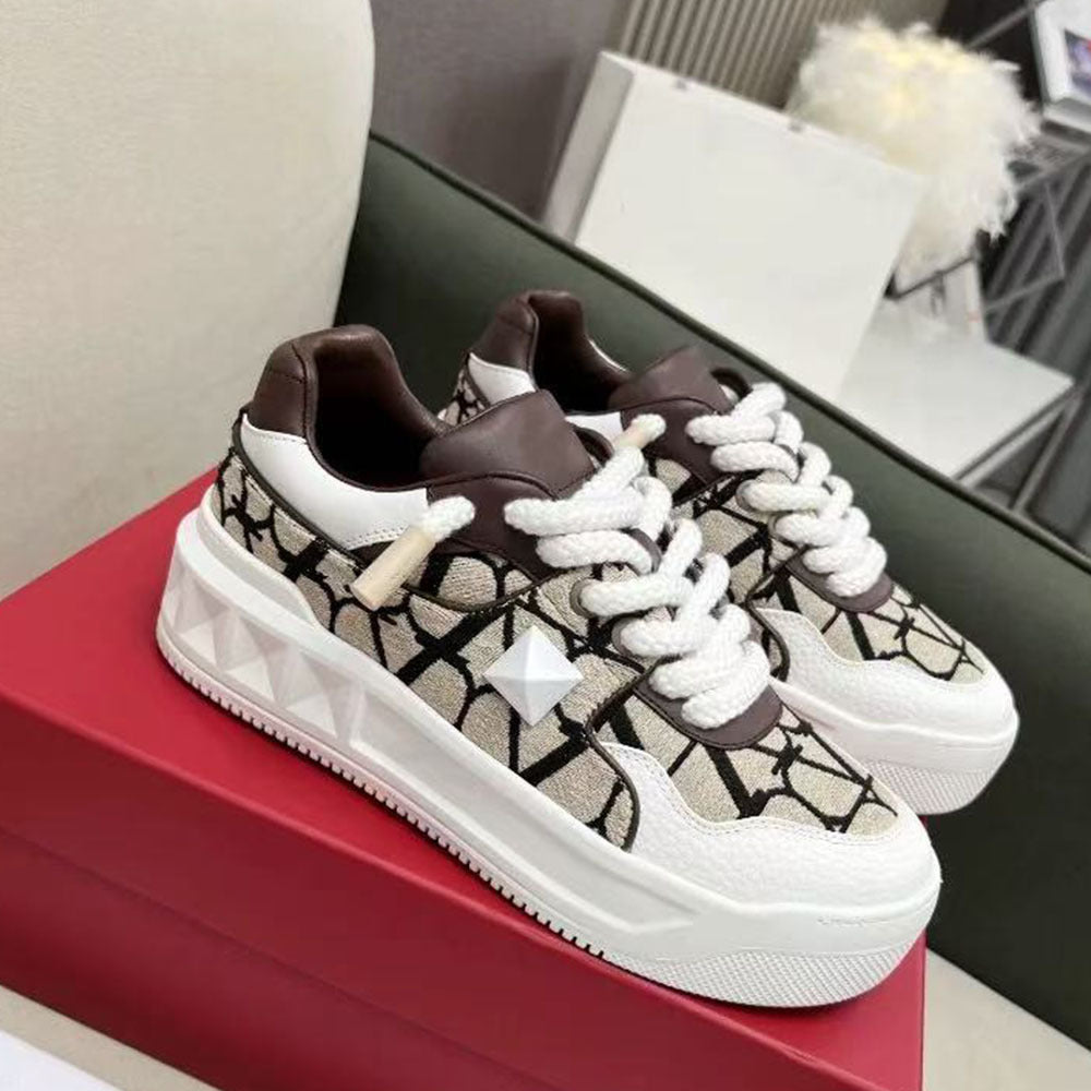 Men's High-End and Stylish Casual Board Shoes