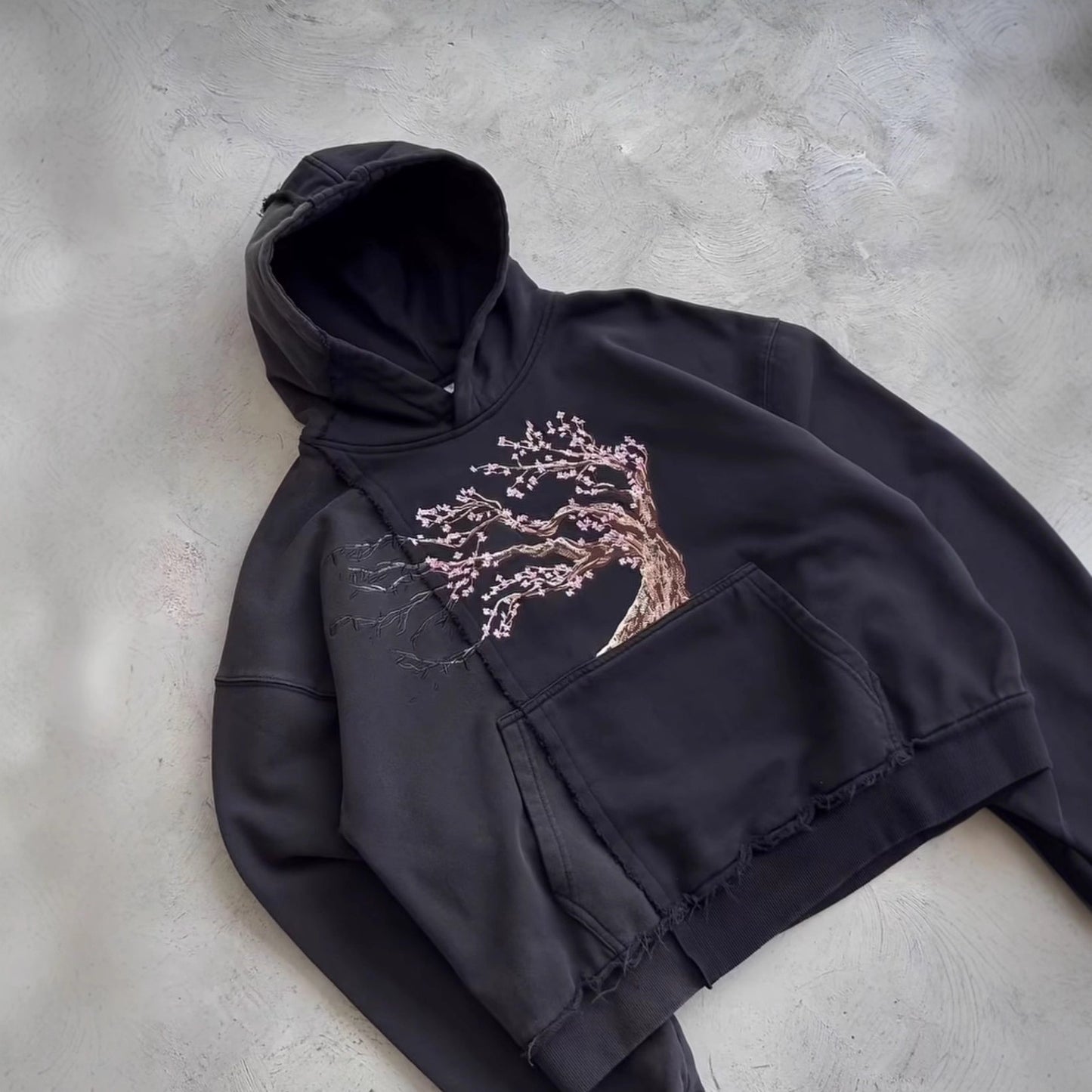 Men’s Trendy Cherry Blossom-Embroidered Hooded Sweatshirt