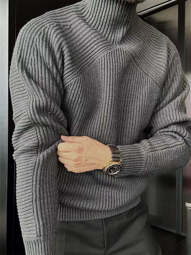 Men’s High-Neck Slightly Wide-Fit Woolen Knit Sweater
