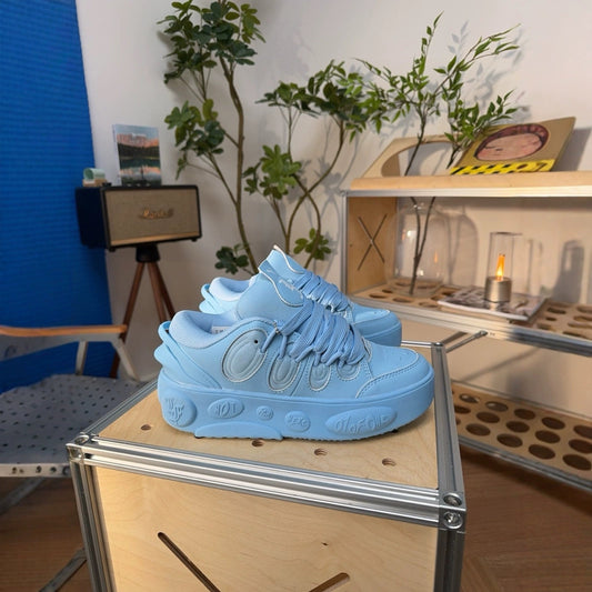 Versatile Retro Low-Top Bubble Sneakers