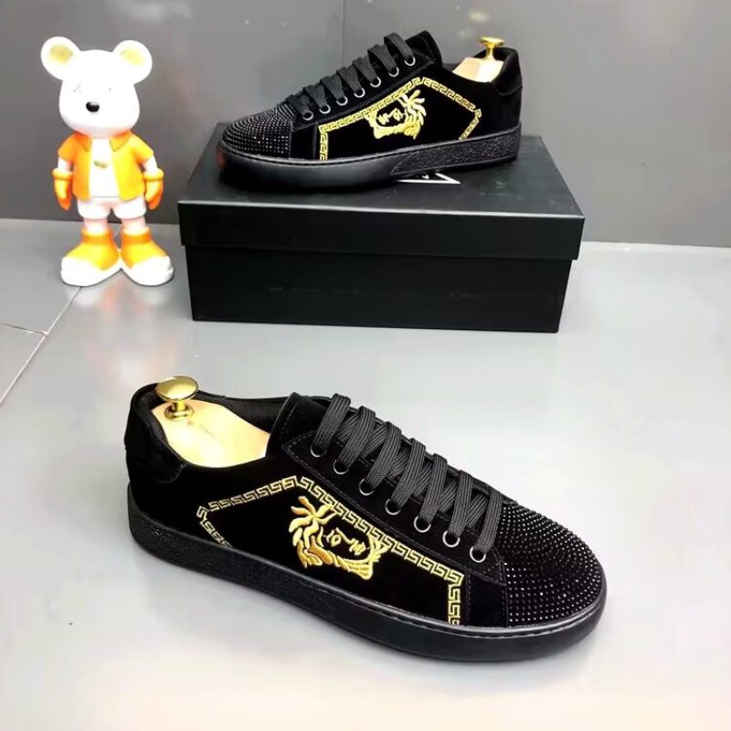 Men's Black Versatile Designer Sneakers