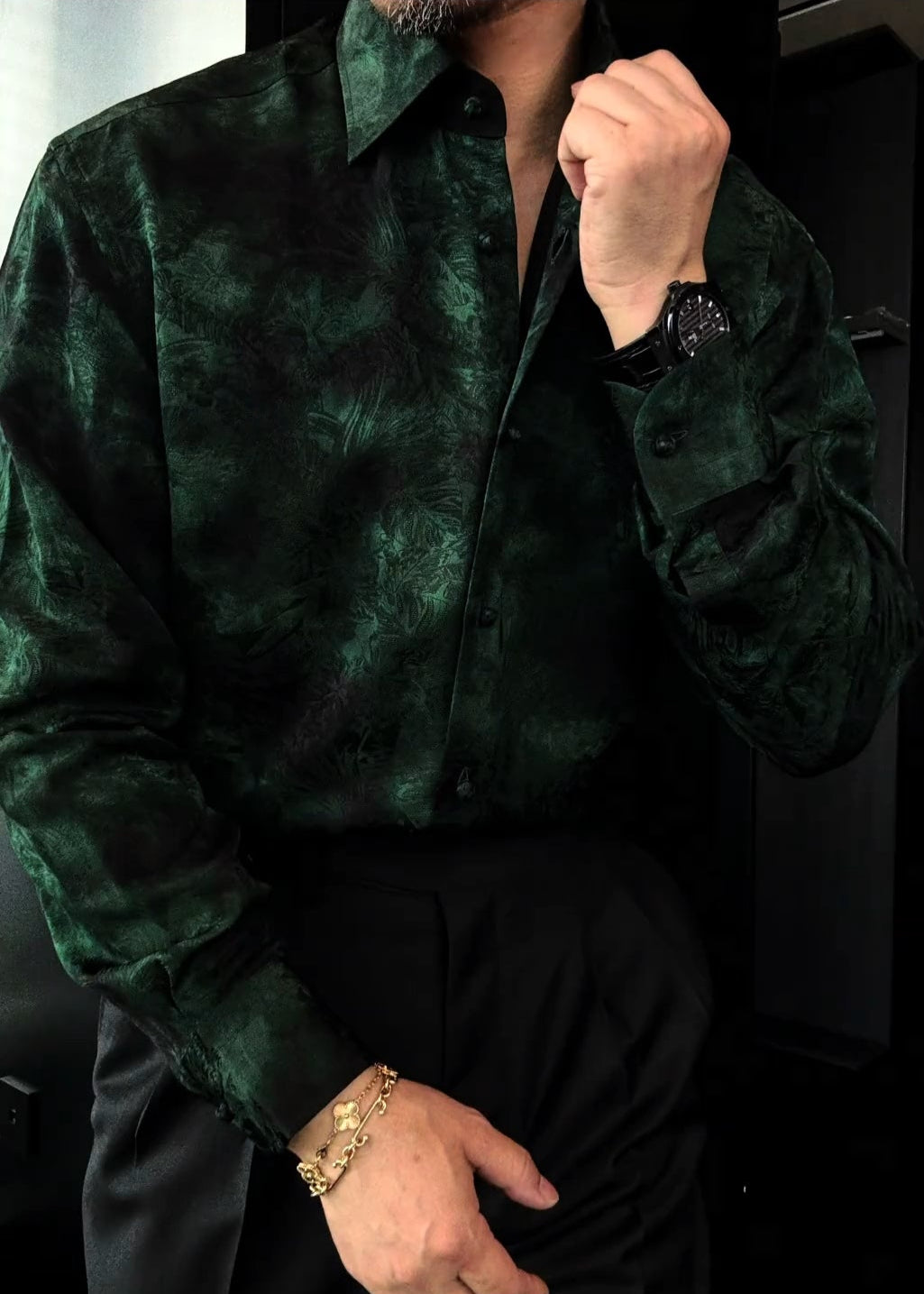 Men’s Micro-Relaxed Fit Casual Shirt with Grape Buttons – Rayon Blend & Jacquard Weave