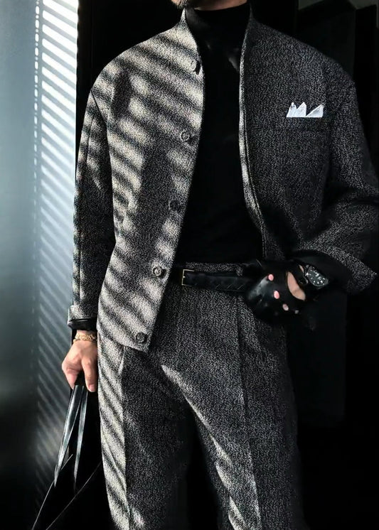 Men’s Minimalist Heather Gray Suit