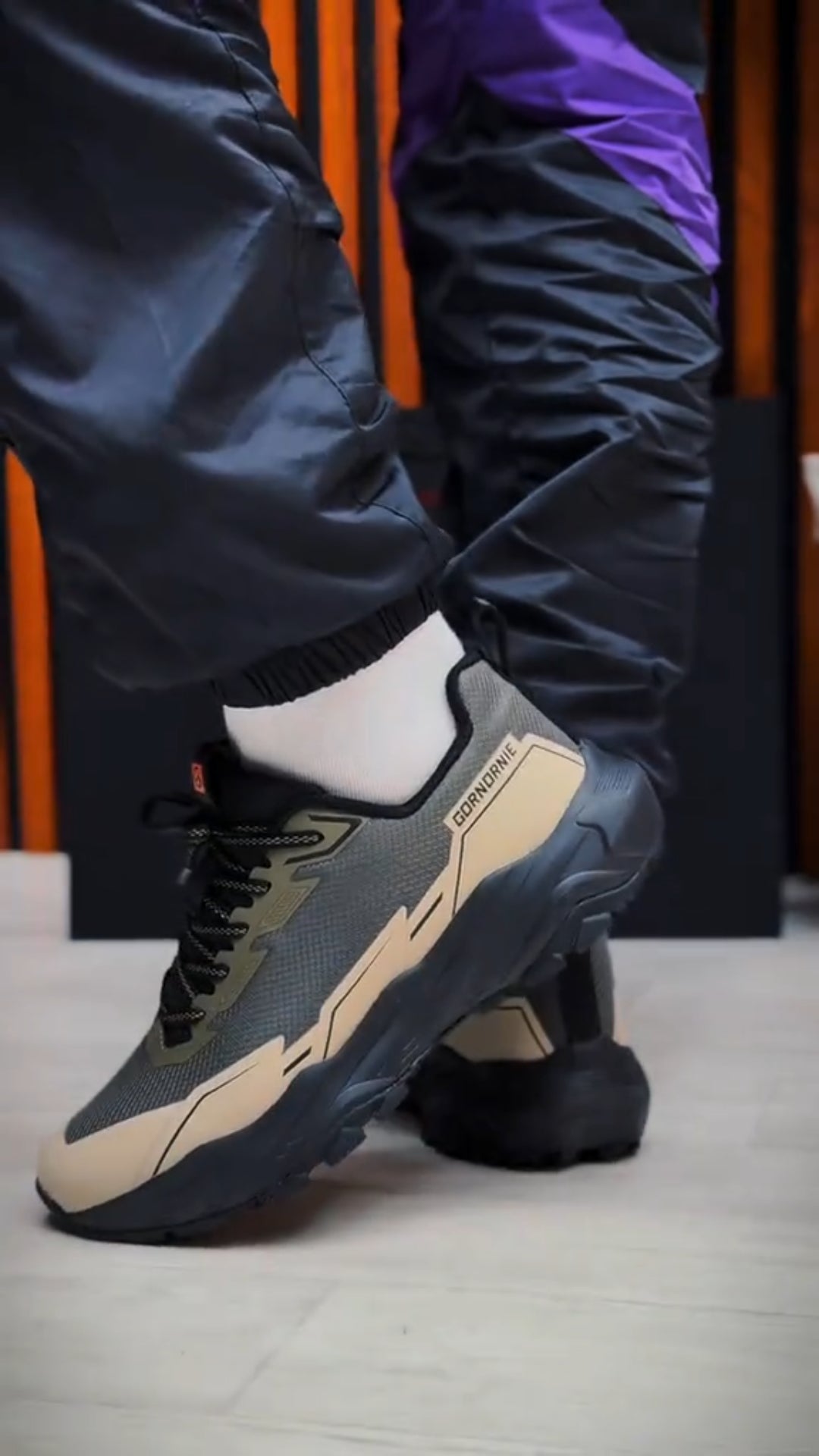 Men's Breathable Rebound Outdoor Hiking Shoes