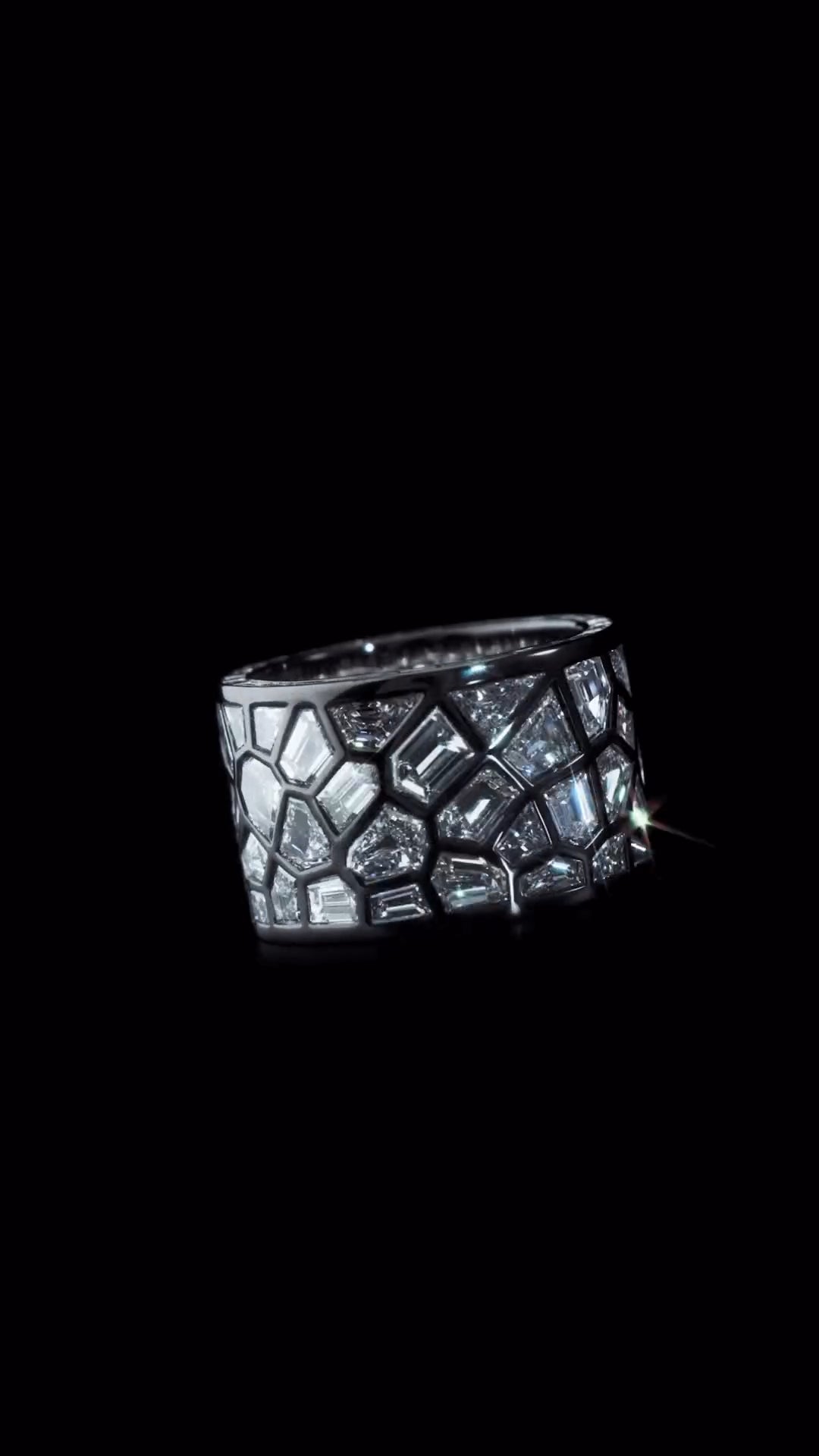 Heavy-Duty Sparkling White Gold Crushed Brick Ring