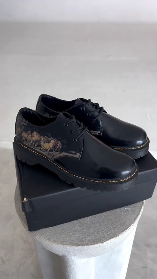 Men’s Vintage Printed Leather Shoes