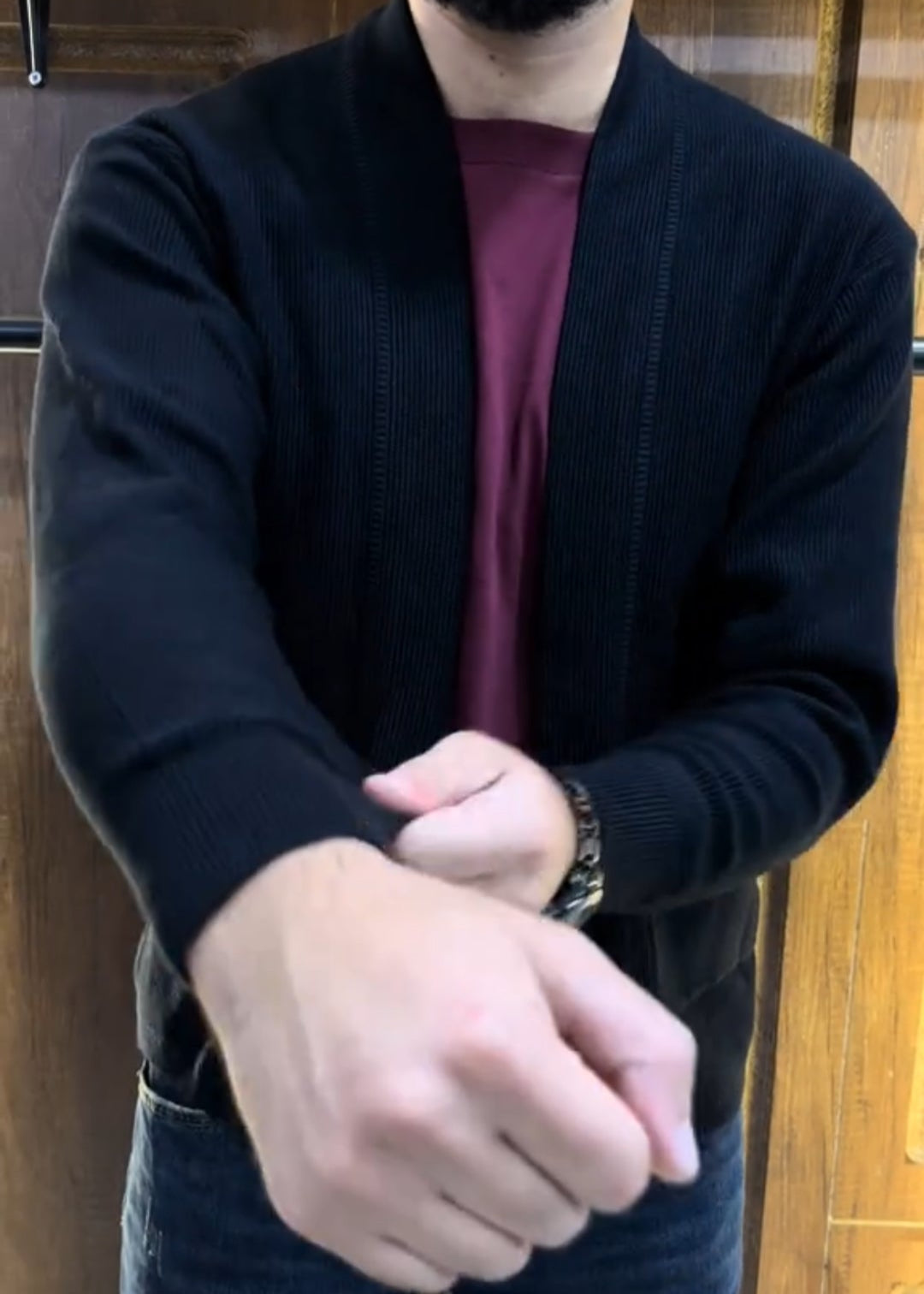 Men’s Fake Two-Piece Knitted Cardigan