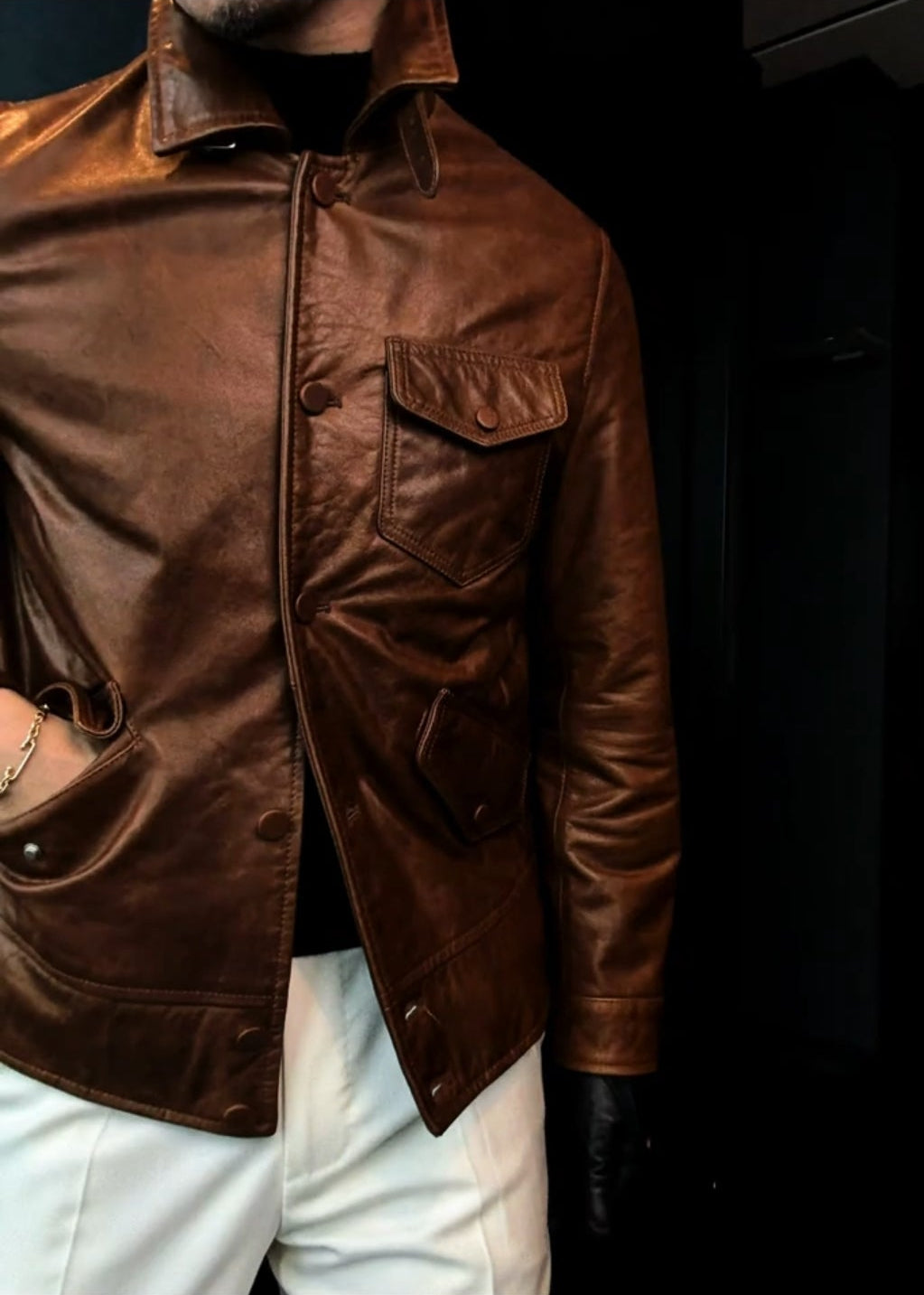 Men’s Collared Vintage Leather Jacket