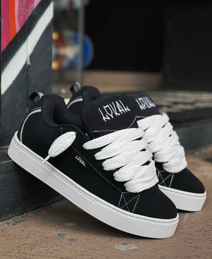 Skateboard-Inspired Reflective Strip Trendy Chunky Sneakers