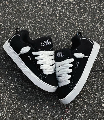 Skateboard-Inspired Reflective Strip Trendy Chunky Sneakers