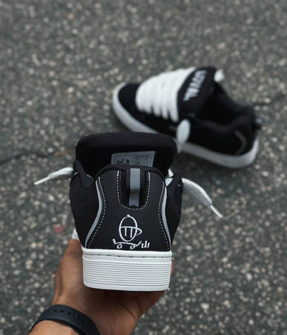 Skateboard-Inspired Reflective Strip Trendy Chunky Sneakers
