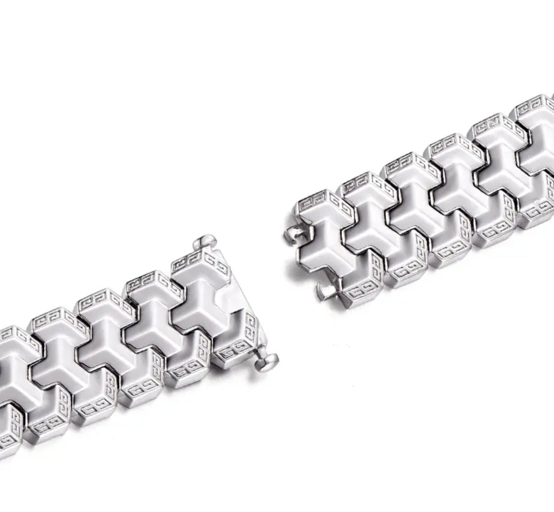 Men's Mountain-Patterned Armor-Inspired Gold & Silver Wide Cuff Bracelet